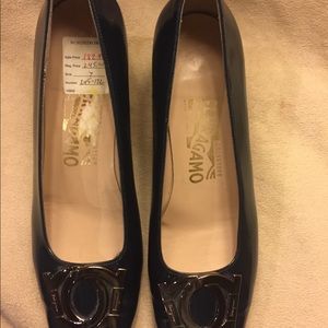 Salvatore Ferragamo women’s pump